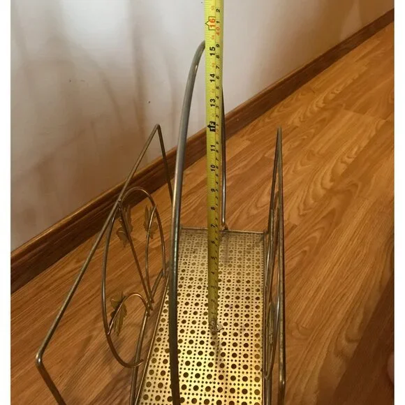 Magazine Rack With Maple Leaf Design Vintage Sturdy 15" MCM Elegant Timeless - Picture 7 of 12